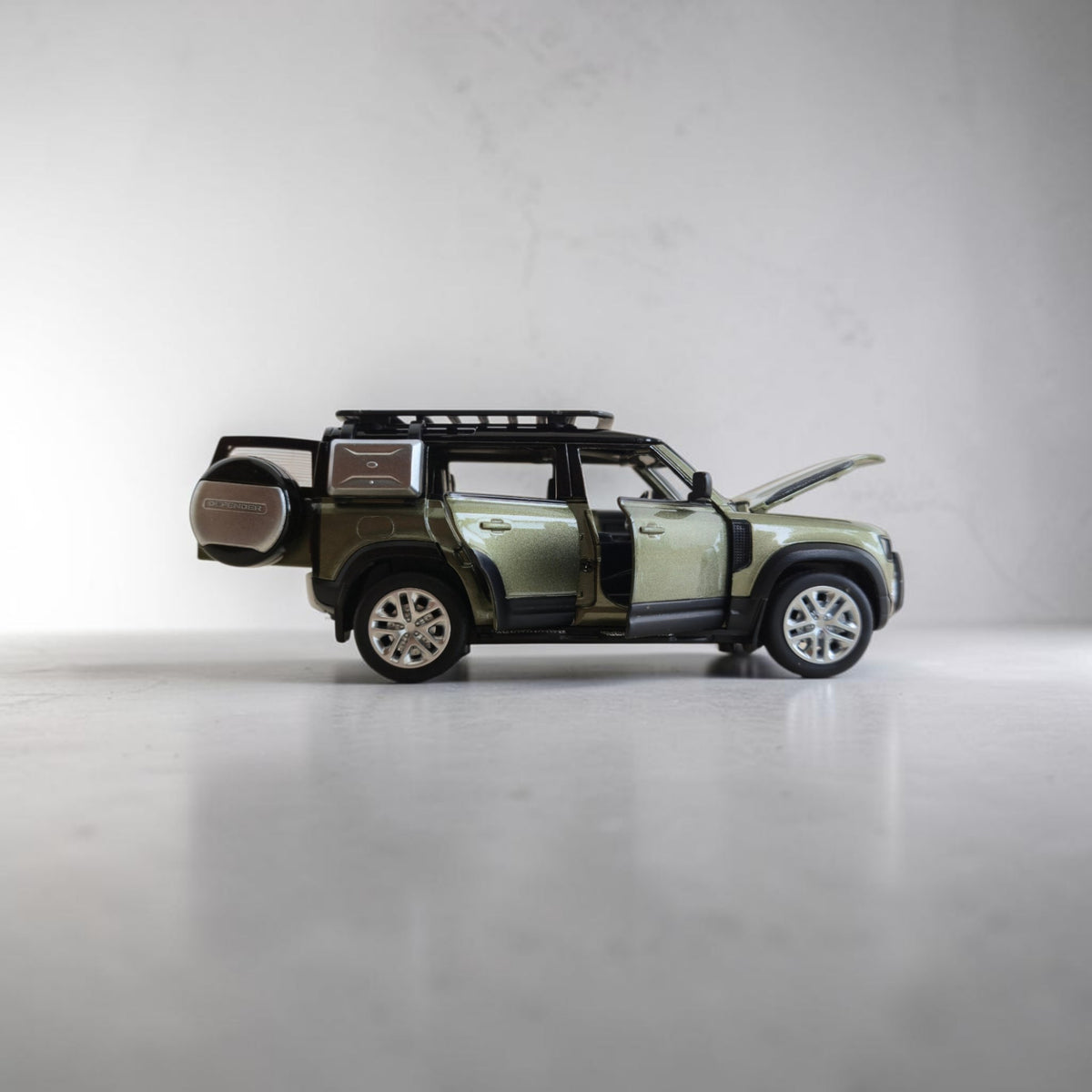 Land Rover Defender 110