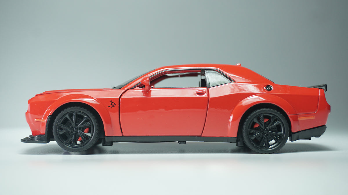 Dodge Challenger Red diecast model car, 1:32 scale