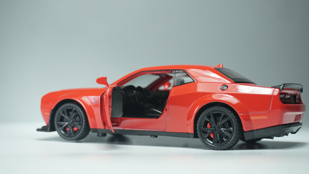 Dodge Challenger Red diecast model car, 1:32 scale