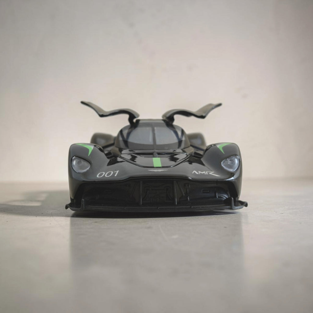 Aston Martin Valkyrie | Black