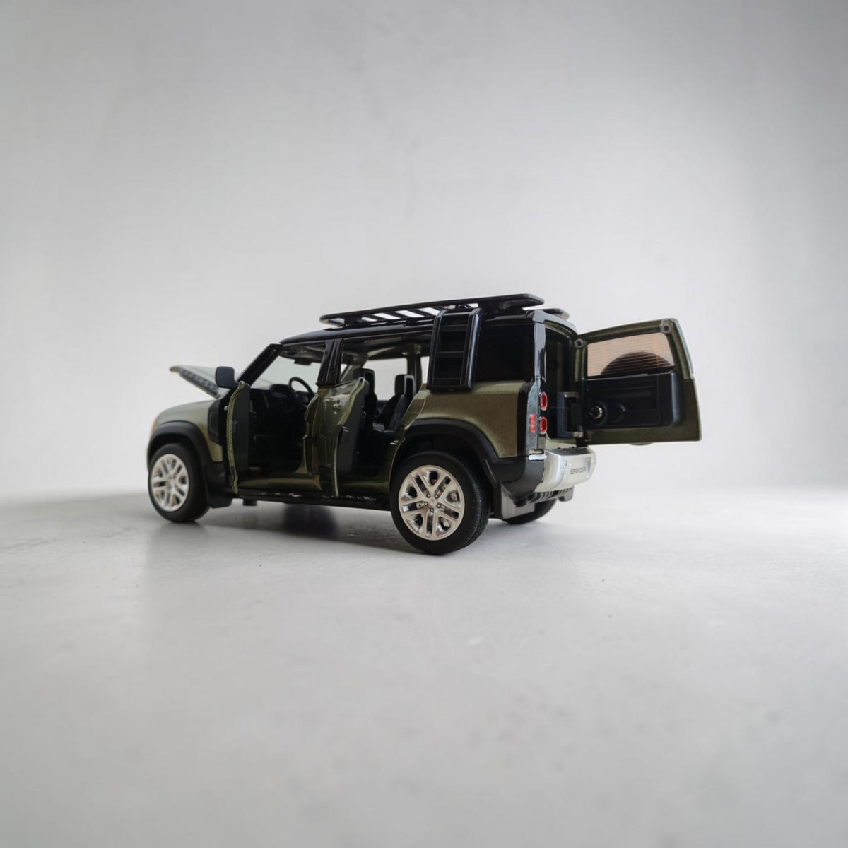 Land Rover Defender 110