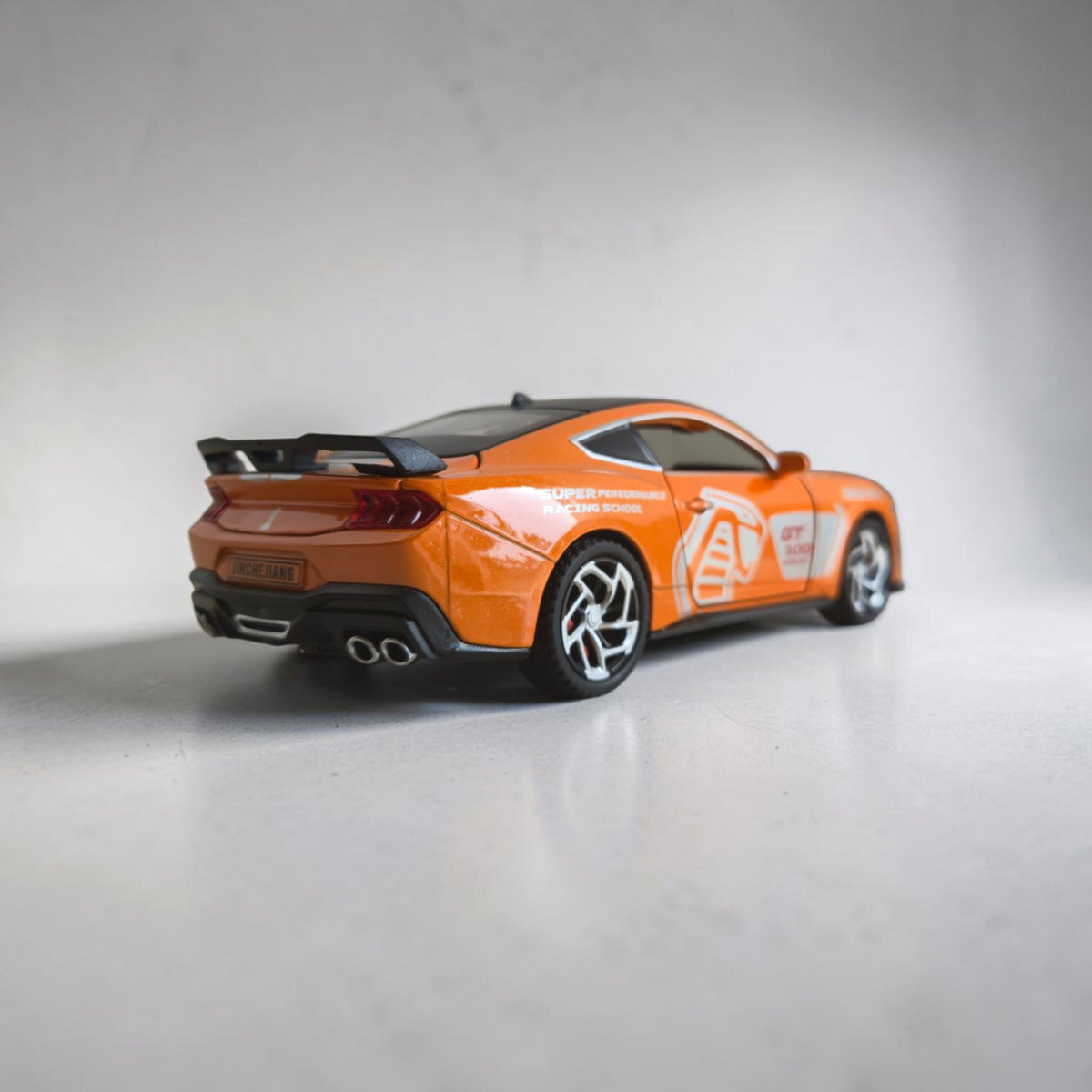 Ford Mustang Shelby GT500 | Orange