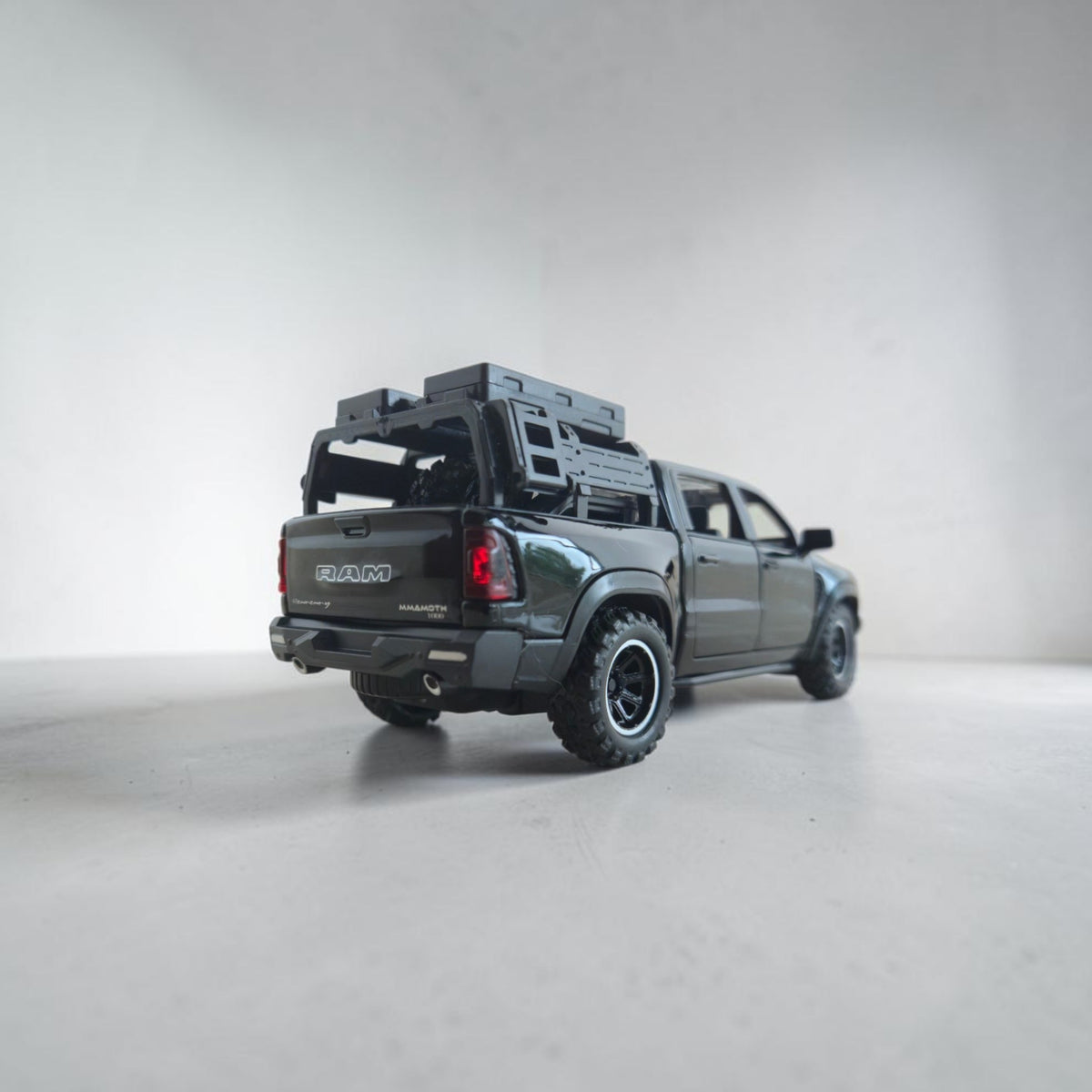 RAM TRX Mammoth 1000 | Black