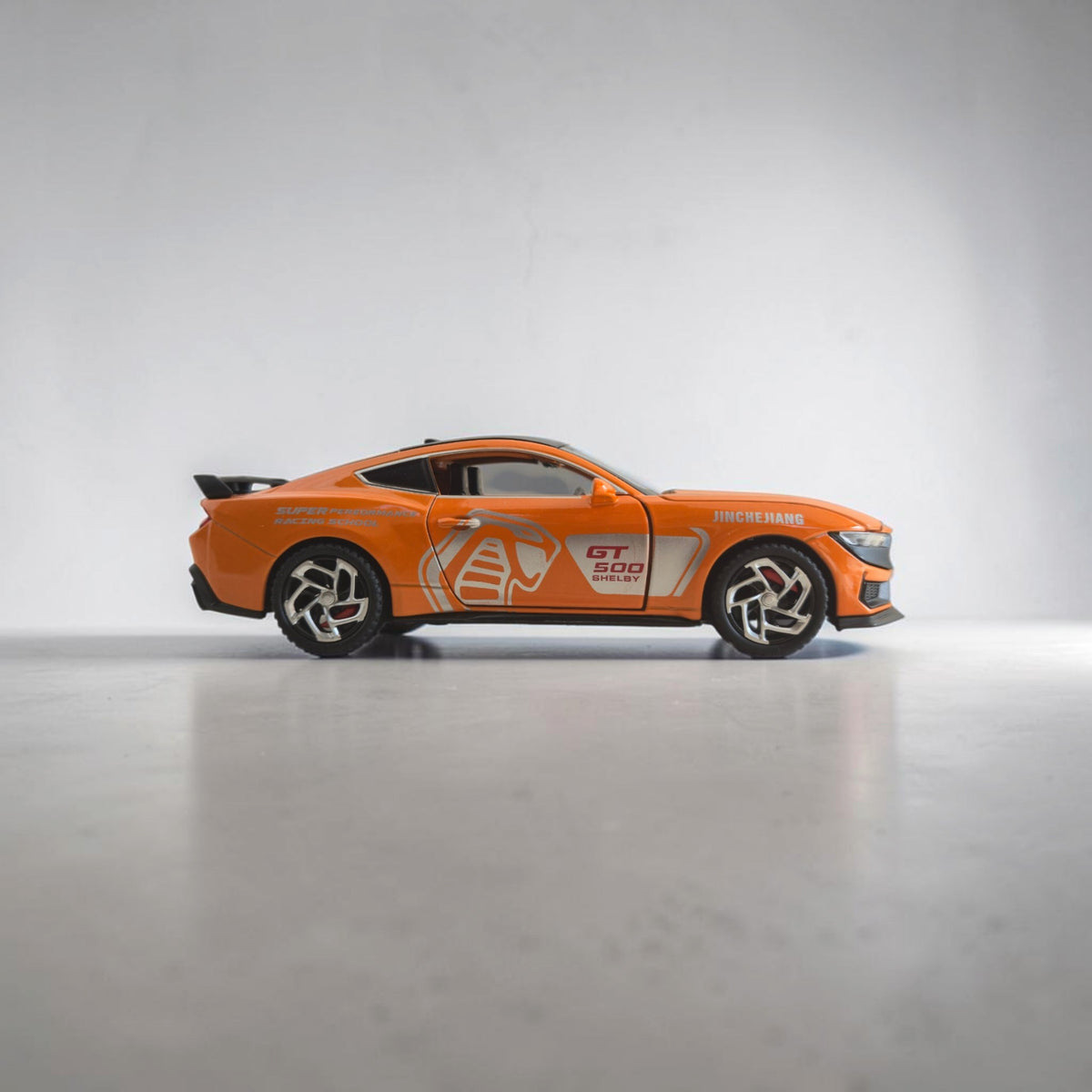 Ford Mustang Shelby GT500 | Orange