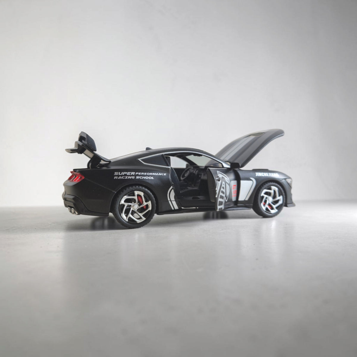 Ford Mustang Shelby GT500 | Black