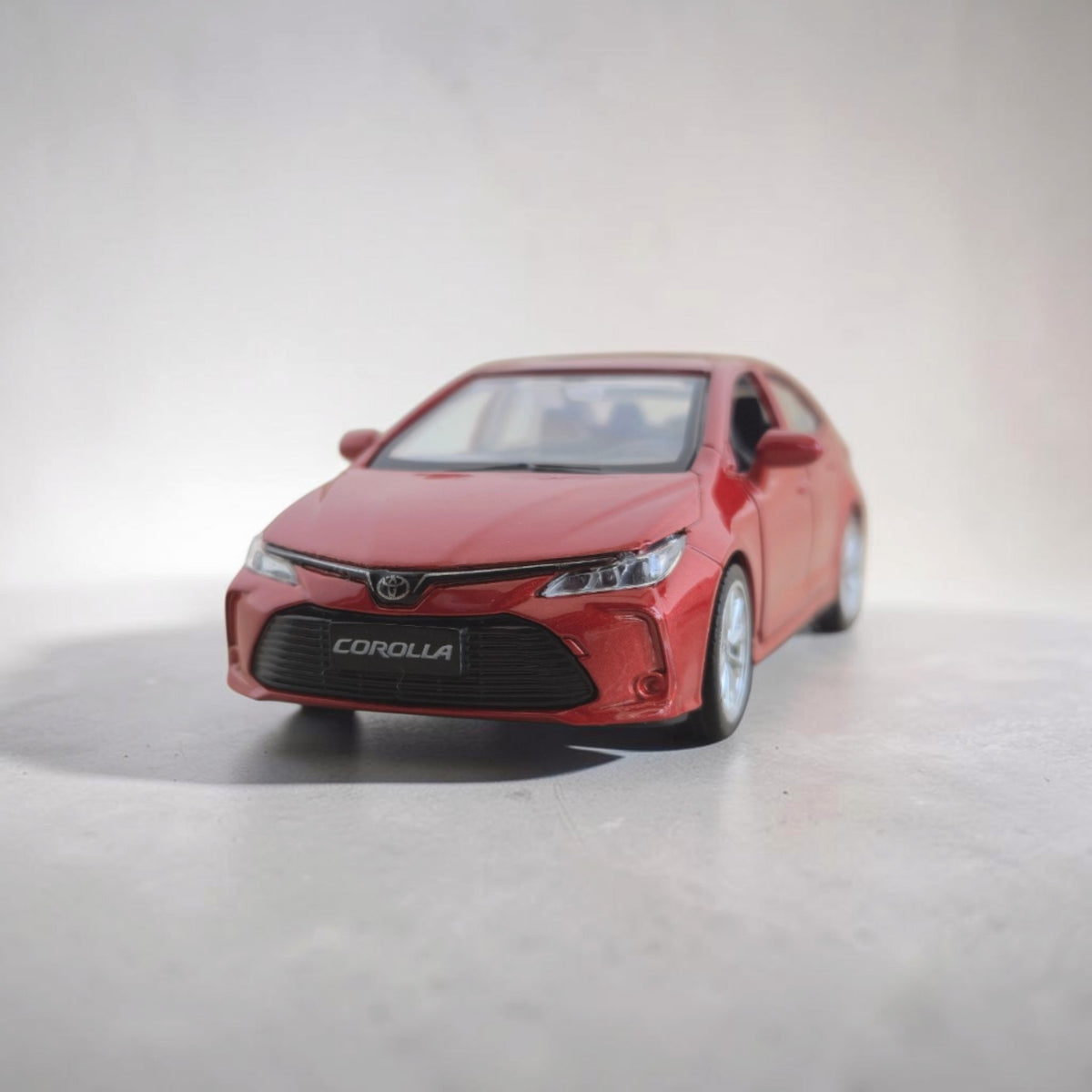 Toyota Corolla Hybrid | Red