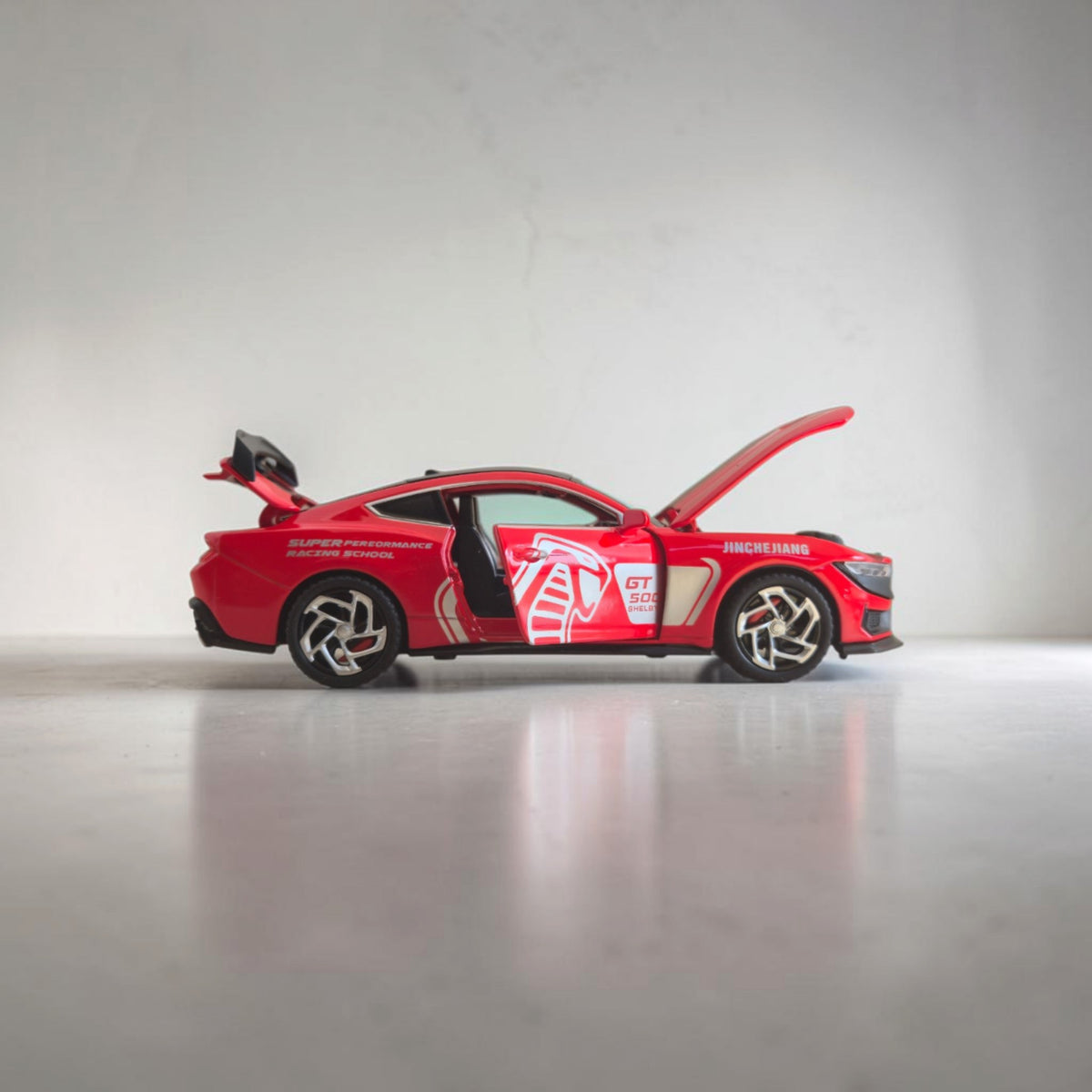 Ford Mustang Shelby GT500 | Red